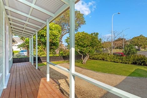 Photo of property in 16 Rutene Road, Kaiti, Gisborne, 4010