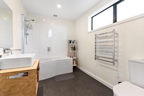 Photo of property in 13 Lakefield Close, Kingston, Athol, 9793