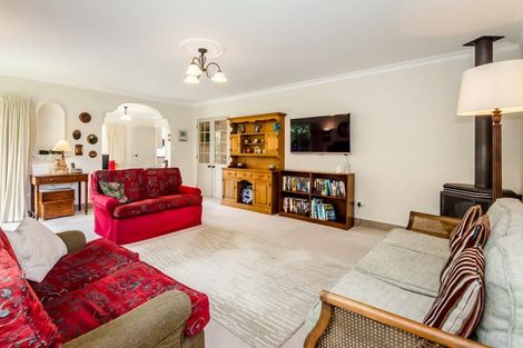 Photo of property in 26 Awanui Drive, Waikanae, 5036