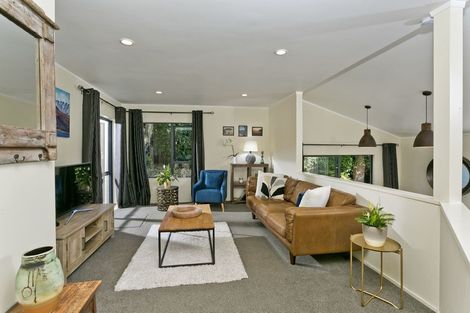 Photo of property in 101a Carlisle Road, Torbay, Auckland, 0632