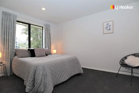 Photo of property in 5 North Foreland Street, Waihola, Milton, 9073