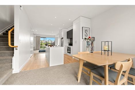 Photo of property in 2/46 Jane Maree Road, Kumeu, 0810