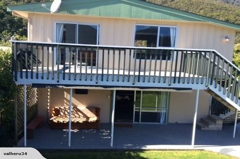 Photo of property in 5 The Parade, Okiwi Bay, French Pass, 7193