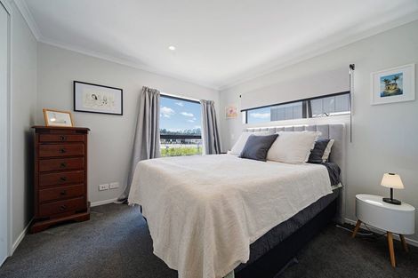 Photo of property in 45 O'meara Street, Swanson, Auckland, 0614