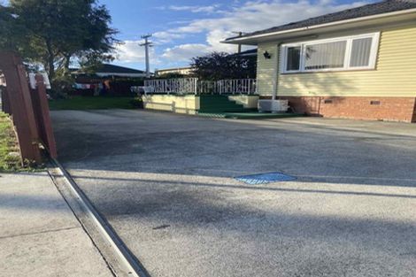 Photo of property in 104 Kenderdine Road, Papatoetoe, Auckland, 2025