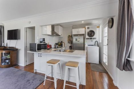 Photo of property in 32a Bay Street, Petone, Lower Hutt, 5012