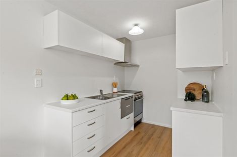 Photo of property in 2/260 Lincoln Road, Addington, Christchurch, 8024