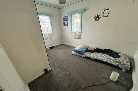 Photo of property in 118 View Road, Sunnyvale, Auckland, 0612