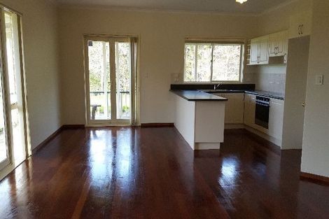 Photo of property in 400 Waitakere Road, Taupaki, Henderson, 0782