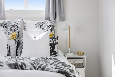 Photo of property in 4/73 Vintage Drive, Henderson, Auckland, 0612