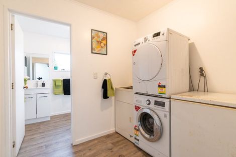 Photo of property in 400 Kaikorai Valley Road, Bradford, Dunedin, 9011