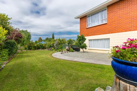 Photo of property in 11 Oxford Street, Waimate, 7924