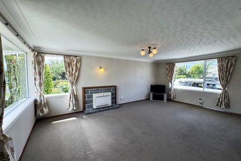 Photo of property in 16 Geelong Place, Burnside, Christchurch, 8053