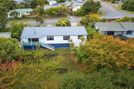 Photo of property in 17 Omapere Street, Whitby, Porirua, 5024