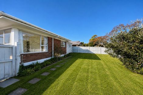 Photo of property in 1/10 Ballater Place, Highland Park, Auckland, 2010
