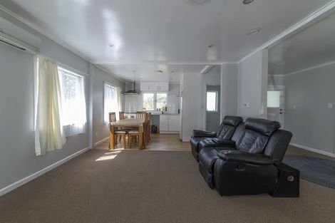 Photo of property in 1/52 Takanini Road, Takanini, 2112