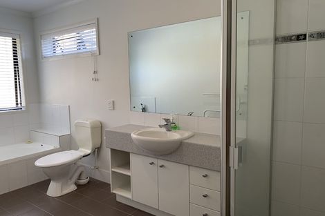 Photo of property in 1 Trimaran Drive, Gulf Harbour, Whangaparaoa, 0930
