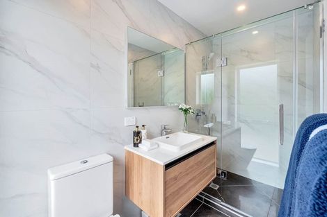 Photo of property in 68 Channel View Road, Campbells Bay, Auckland, 0630