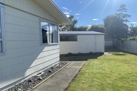 Photo of property in 16 Gilmour Place, Taradale, Napier, 4112