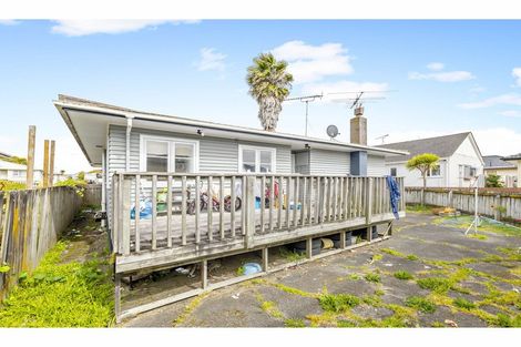 Photo of property in 8 Plunket Avenue, Papatoetoe, Auckland, 2104