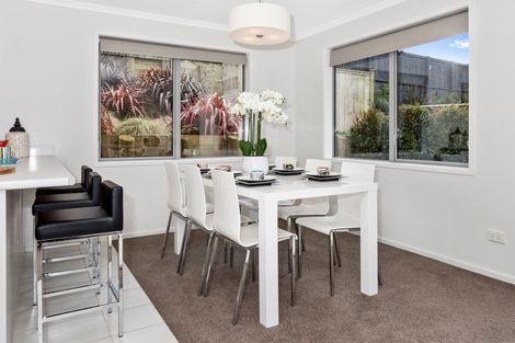 Photo of property in 4 Mcneish Place, Pokeno, 2402