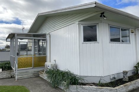 Photo of property in 1/608 Elm Road, Akina, Hastings, 4122
