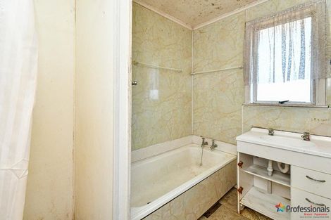 Photo of property in 9 Cooper Crescent, Otara, Auckland, 2023