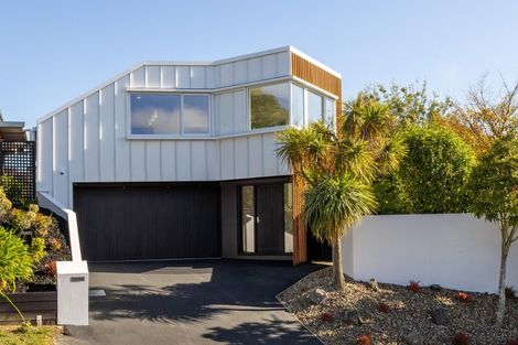 Photo of property in 1 Overdale Drive, Cashmere, Christchurch, 8022