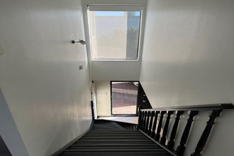 Photo of property in 1/14 Wilisa Rise, Goodwood Heights, Auckland, 2105