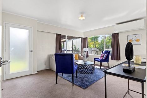 Photo of property in 1/29 Kindergarten Drive, Conifer Grove, Takanini, 2112