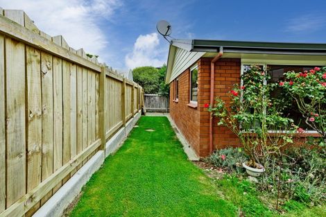 Photo of property in 15 Mcleod Court, Rosedale, Invercargill, 9810