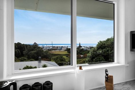 Photo of property in 76 South Road, Blagdon, New Plymouth, 4310