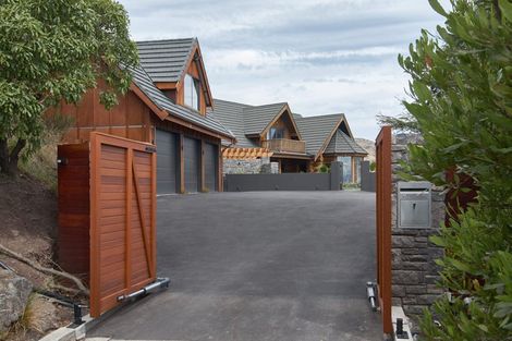 Photo of property in 5 Lapwing Lane, Mount Pleasant, Christchurch, 8081