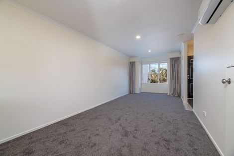 Photo of property in 10 Rosandich Drive, Sunnyvale, Auckland, 0612