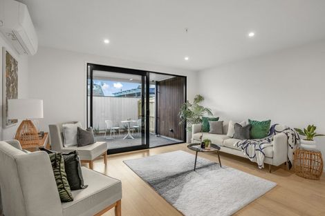 Photo of property in 4/200 Knights Road, Hutt Central, Lower Hutt, 5011
