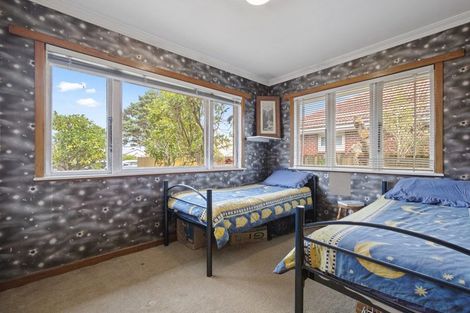 Photo of property in 9 Bunnythorpe Road, Papakura, 2110