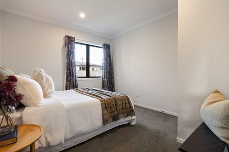 Photo of property in 82 Grey Street, Cambridge, 3434