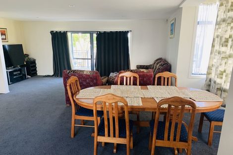 Photo of property in Krisley Court, 7/6 Ambrico Place, New Lynn, Auckland, 0600