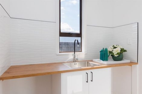 Photo of property in 26 Haydon Street, Roslyn, Palmerston North, 4414