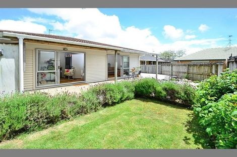 Photo of property in 6 Gills Avenue, Papakura, 2110