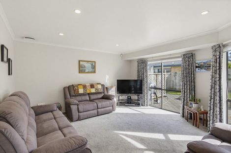 Photo of property in 14 Sunburst Court, Paraparaumu Beach, Paraparaumu, 5032