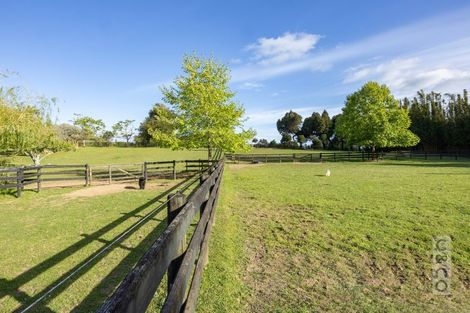Photo of property in 218 Pomona Road, Kumeu, 0891