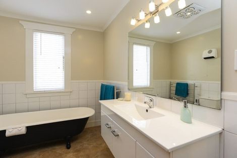 Photo of property in 604 Lascelles Street, Saint Leonards, Hastings, 4120