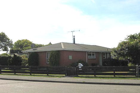 Photo of property in 1 Hillary Street, Waimate, 7924