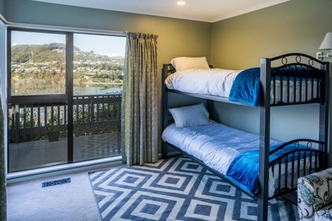 Photo of property in 28a Seaview Road, Paremata, Porirua, 5024