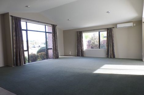 Photo of property in 16 Kohi Drive, Parklands, Christchurch, 8083