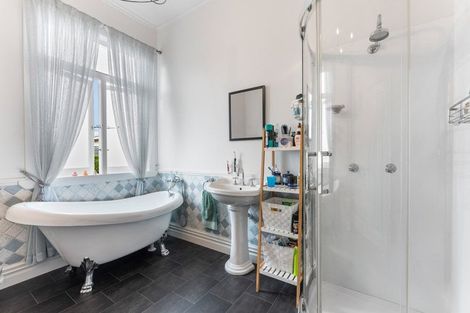 Photo of property in 11 Lewis Avenue, Aramoho, Whanganui, 4500