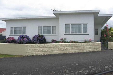Photo of property in 1 Kelvin Street, Aramoho, Whanganui, 4500