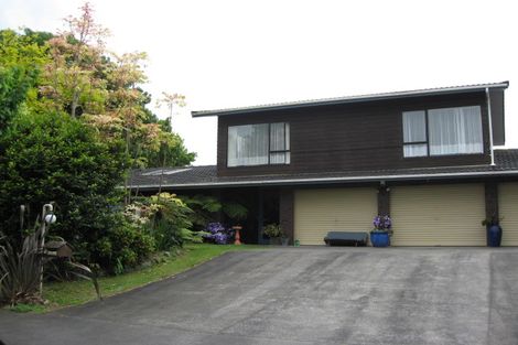 Photo of property in 2 Aztec Place, Conifer Grove, Takanini, 2112
