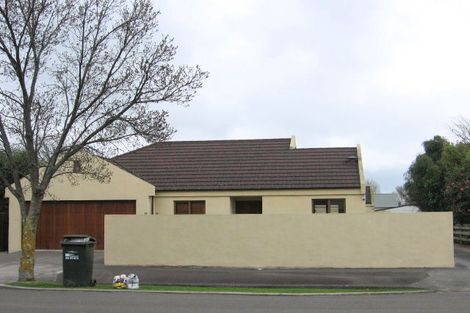 Photo of property in 18 Colombo Street, Hokowhitu, Palmerston North, 4410
